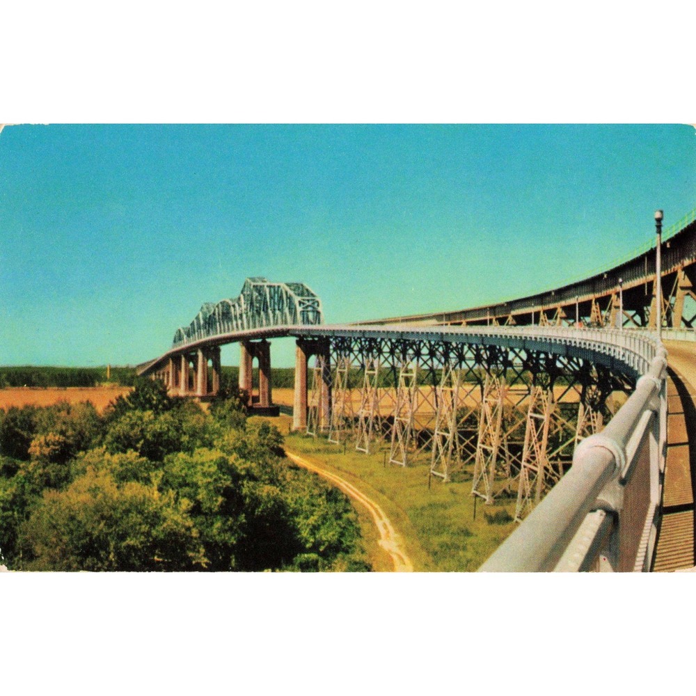 Vintage Huey P Long Bridge New Orleans Louisiana Postcard Mirro-Krome JAO-14 - Picture 1 of 2